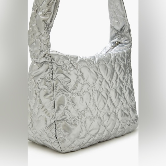 Forever 21 Metallic Silver Hearts Puffer Quilted Large Zipper Shoulder Bag NWT - Picture 1 of 7